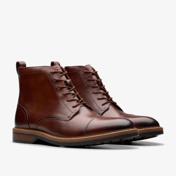 Clarks Aldwin Cap< Boots | Dress Shoes