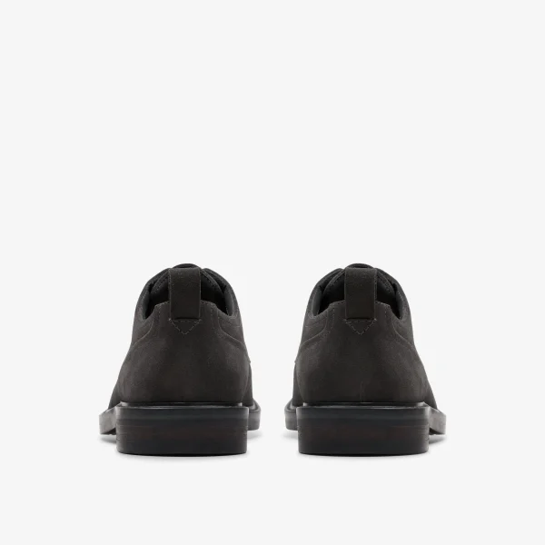 Clarks Aldwin Lace< Dress Shoes | Casual Dress Shoes
