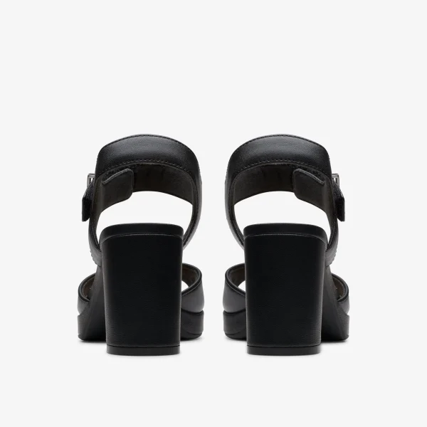 Clarks AmbyrLyn Faye<Women Sandals & Flip Flops | Dress Shoes