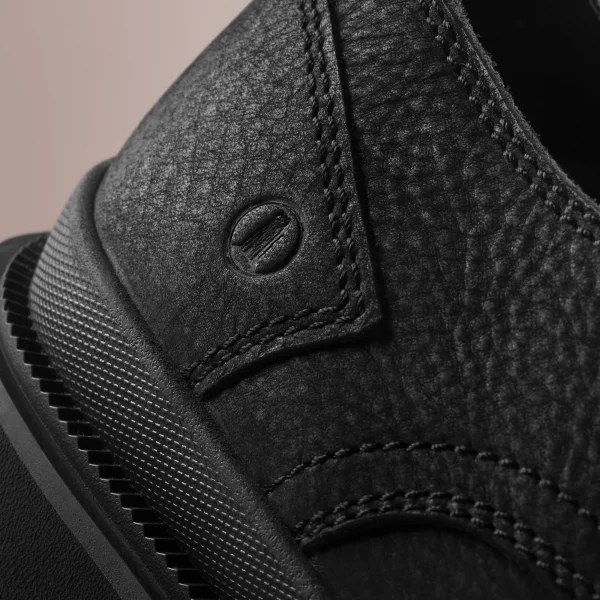 Clarks Badell Lace< Casual Dress Shoes