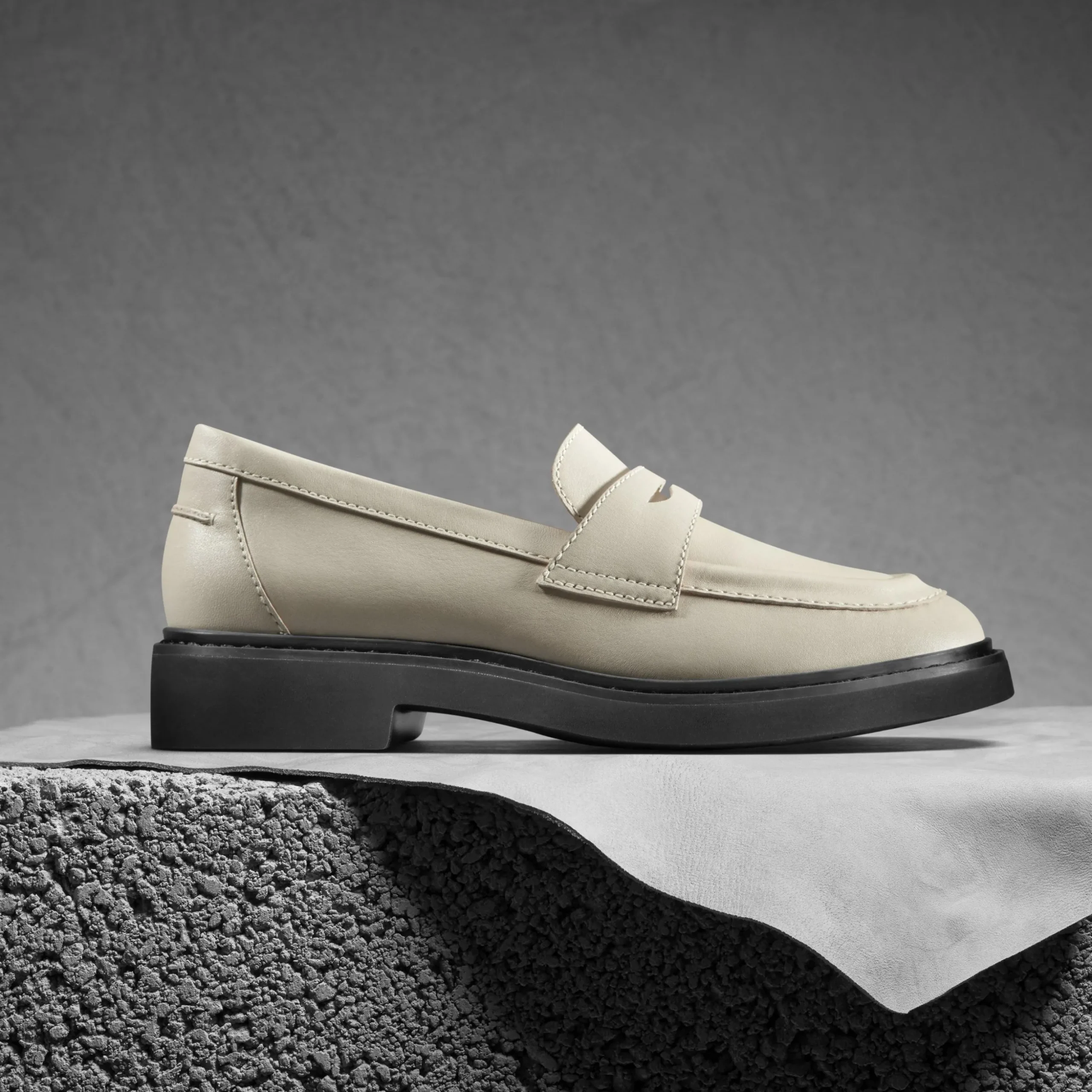 splend_edge_3-1.webp Clarks Splend Edge<Women Slip-Ons | Loafers & Oxfords