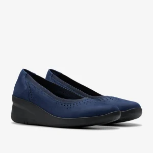 Clarks Suttyn Kaylie<Women Wedges | Slip-Ons