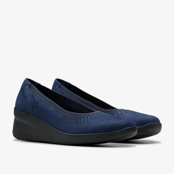 Clarks Suttyn Kaylie<Women Wedges | Slip-Ons