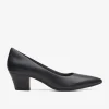 Clarks Teresa Step<Women Dress Shoes