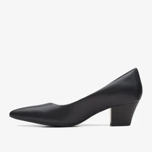 Clarks Teresa Step<Women Dress Shoes