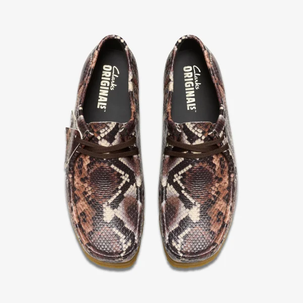 Clarks Wallabee< Wallabees