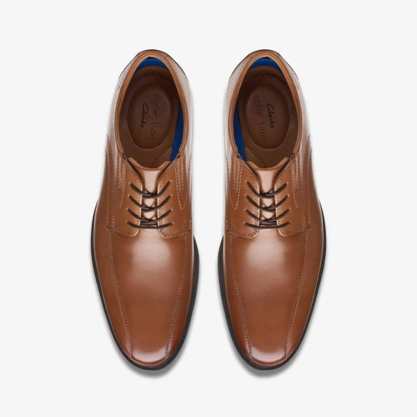 Clarks Whiddon Pace< Dress Shoes